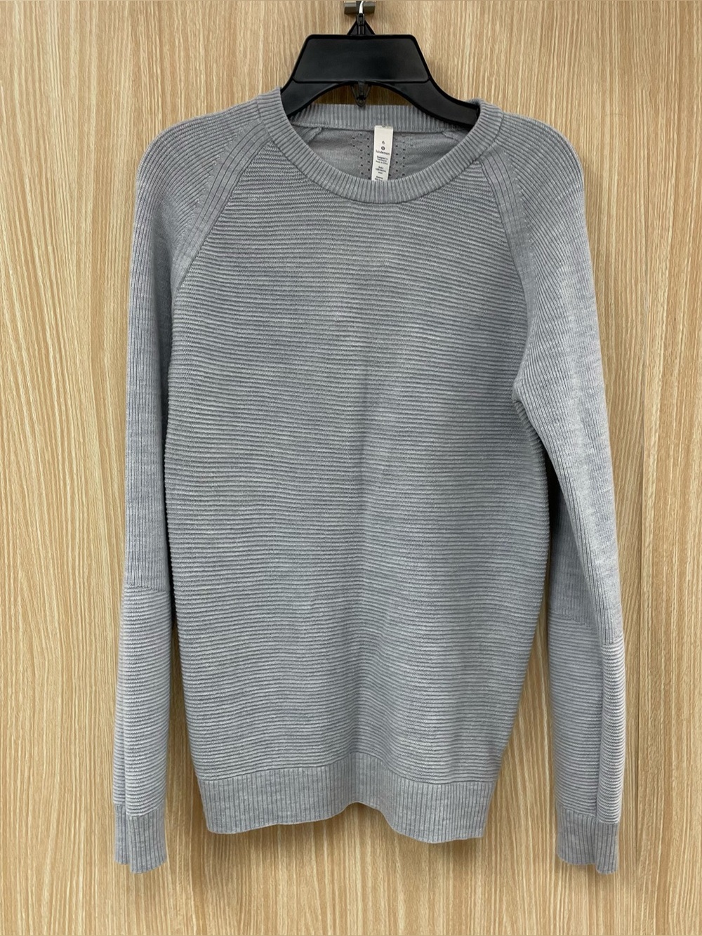 Lululemon Gray Ribbed Sweater Size 6